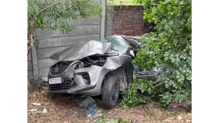 Jalandhar News: जालंधर के भोगपुर में दो कारों की आमने-सामने की टक्कर, 2 साल के बच्चे समेत 4 लोगों की मौत