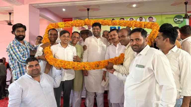 Mahendragarh News: “भाजपा-कांग्रेस ने युवाओं के भविष्य से किया खिलवाड़”, नांगल चौधरी में बोले पूर्व डिप्टी सीएम दुष्यंत चौटाला