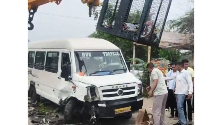 Panchkula Road Accident: पंचकूला में चंडीमंदिर लाइटों के पास हाईवे पर बड़ा सड़क हादसा, ड्राइवर पर नशे में होने का आरोप