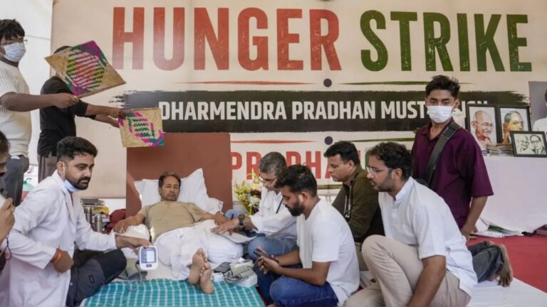Wangchuk Hunger Strike: जिंदगी कीमती है; सोनम वांगचुक के स्वास्थ्य पर नजर रखें- दिल्ली उच्च न्यायालय ने अधिकारियों से कहा