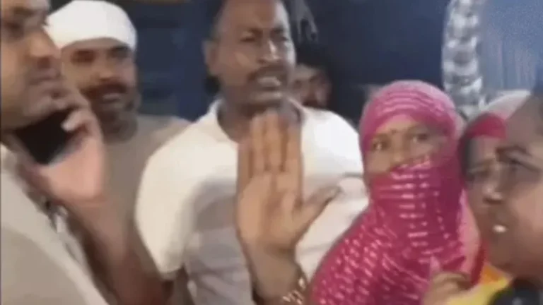 Haryana News: “वर्दी में है वर्ना…”, बहादुरगढ़ में महिला सफाई कर्मचारी और पुलिस की भिड़ंत