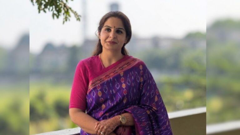 Jalandhar Lecturer Murder: जालंधर की लेक्चरर नेहा की हत्या में परिवार ने पति की प्रेमिका पर भी लगाए आरोप, अंतिम शब्द-एक बार बेटी दिखा दो