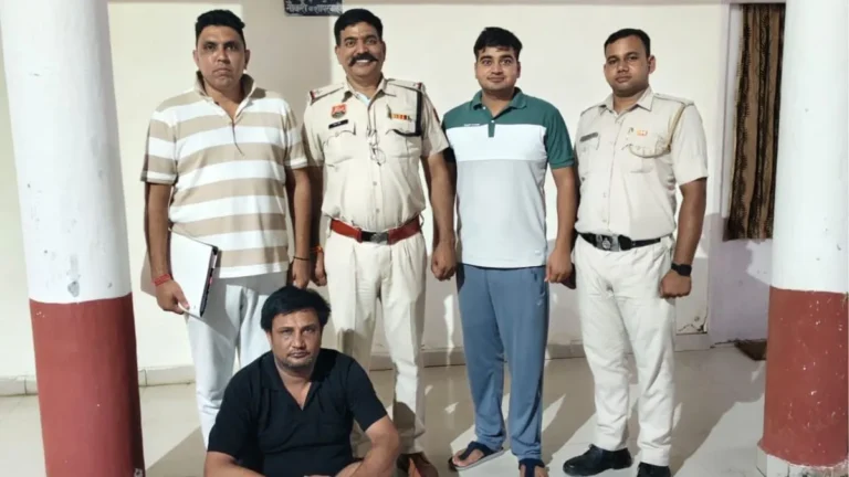Narnaul Crime News: वैगनार कार और फरसे के साथ मुख्य आरोपी गिरफ्तार, पीड़ित को दी थी जान से मारने की धमकी
