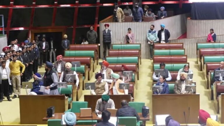 Punjab Vidhan Sabha: पंजाब विधानसभा में माइनिंग पर तीखी बहस, अश्वनी शर्मा के बयान पर AAP ने जताई आपत्ति