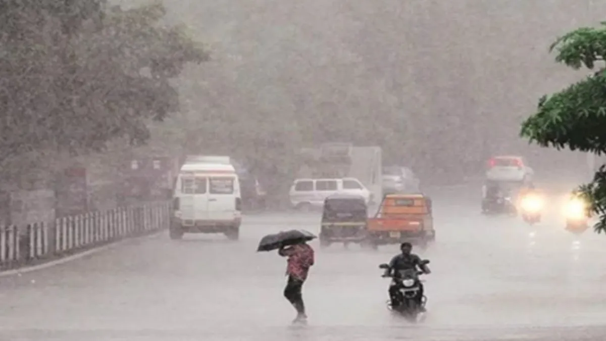Punjab Weather Update: पंजाब में सुस्त पड़ा मानसून, पठानकोट की सड़कें जलमग्न, जानें आपके शहर में आज कैसा रहेगा मौसम