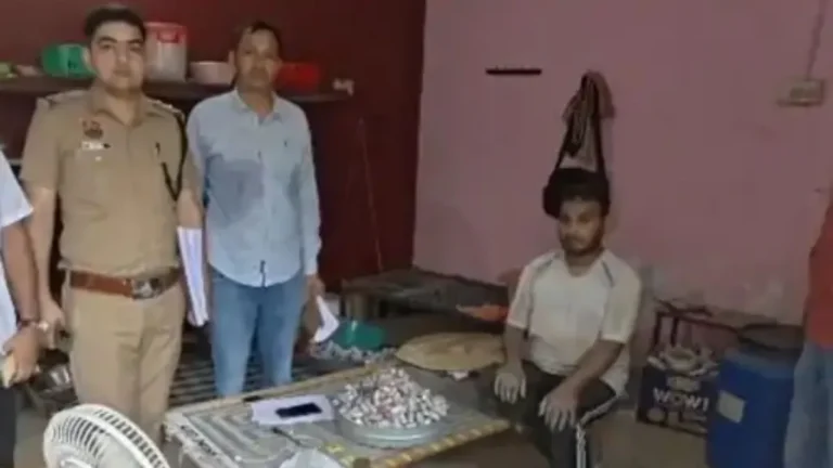 Sonipat News: सोनीपत में बारूद का बड़ा जखीरा बरामद, रोहट गांव में चल रही अवैध पटाखा फैक्ट्री पर सीएम फ्लाइंग का छापा