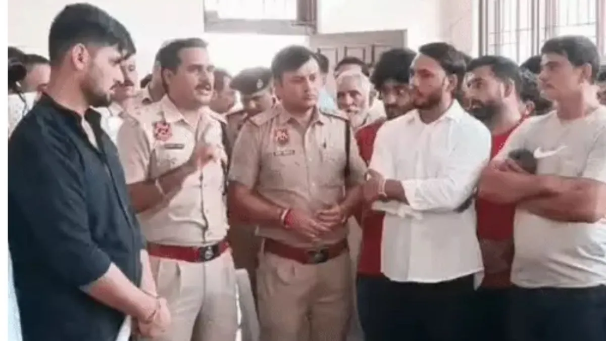 Sonipat News: नरेंद्र खत्री हत्याकांड में बढ़ा जनाक्रोश, मुख्य आरोपी पर 1 लाख का इनाम घोषित