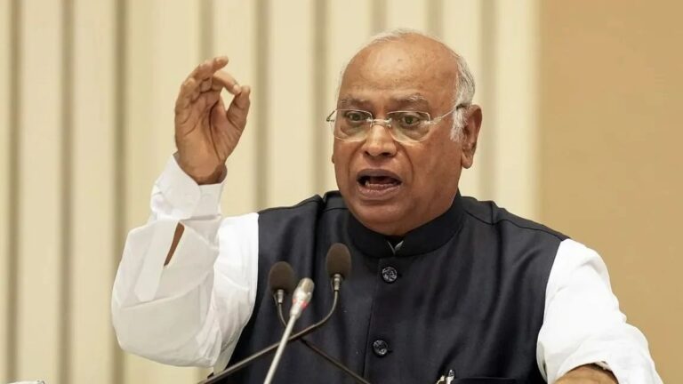 हल्द्वानी ‘शुद्धीकरण’ विवाद पर खरगे का नड्डा को पत्र: बोले- यह छुआछूत का मामला, धामी को FIR के निर्देश दें