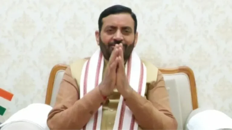 Haryana News: हरियाणा में लाडो लक्ष्मी योजना का दूसरा चरण शुरू, अब इतनी आय वाले परिवारों को भी मिलेंगे हर महीने 2100 रुपये