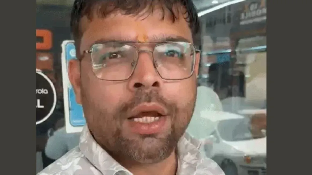 Hisar News: हिसार के व्यापारी को सरेआम जान से मारने की धमकी, गाड़ी में मिली पर्ची— "हमारा काम मानस मारना, गोलियां चलेंगी"