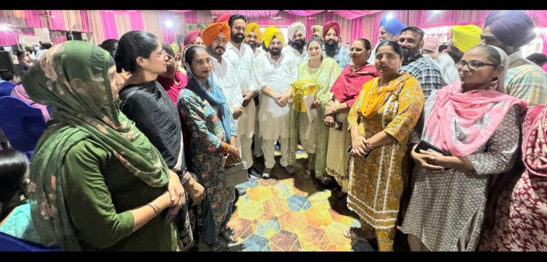 Jandiala Guru News : मावां-धियां सत्कार योजना को घर-घर पहुंचाने वाली 1169 महिला सखियां सम्मानित