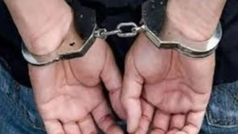 Kurukshetra News: लाडवा अनाज मंडी में युवक पर तलवार से हमला करने वाला आरोपी गिरफ्तार, हथियार बरामद