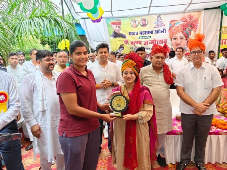Narnaul: गीता का ज्ञान युवा पीढ़ी को दिखाता है कर्तव्य और राष्ट्रसेवा का मार्ग