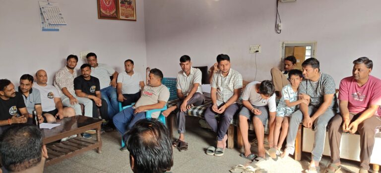 Narnaul: : श्री गौ माता युवा उपचार सेवा समिति नारनौल की नई कार्यकारिणी का गठन , दीपक सर्राफ सर्वसम्मति से चुने गए प्रधान