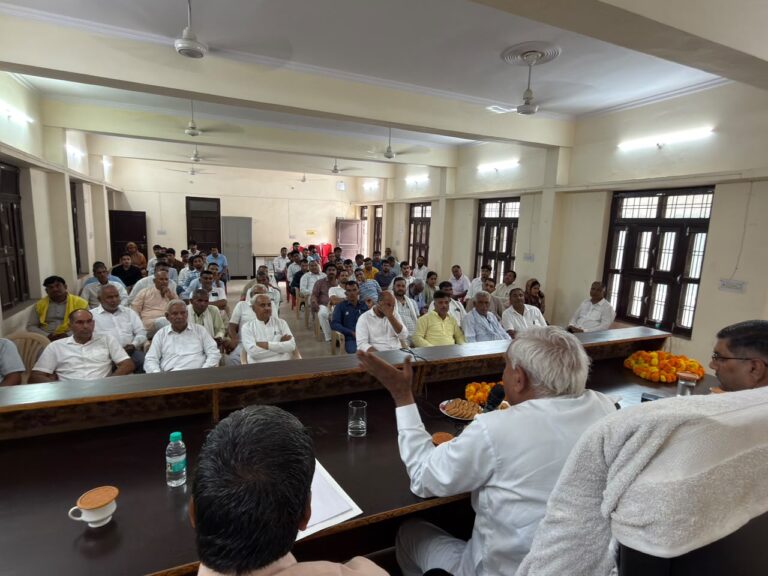 Narnaul: विधायक ने सरपंचों को भगवान विश्वकर्मा जयंती समारोह के लिए जिम्मेदारियां सौंपीं