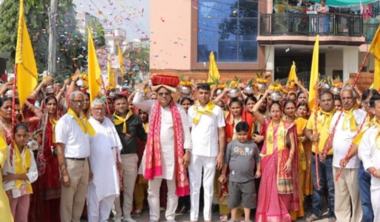 Narnaul: पावर हाउस स्थित त्रिमूर्ति मंदिर में श्रीमद्भागवत कथा का शुभारंभ