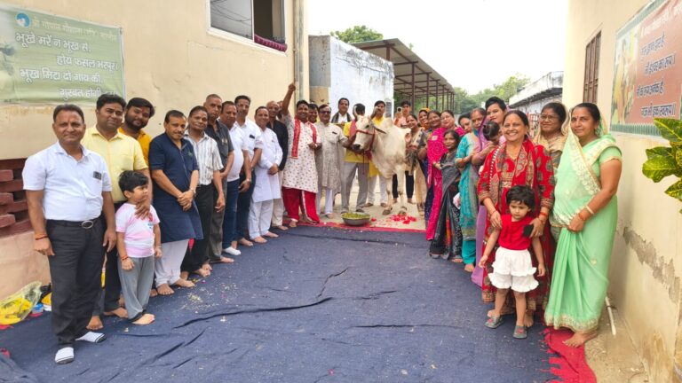 Narnaul: गौसेवा भारतीय संस्कृति एवं सनातन परंपरा का महत्वपूर्ण अंग है
