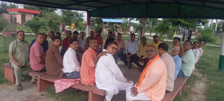 Narnaul:  UGC, आरक्षण व scst जैसे काले कानून के विरोध मे एक सर्व समाज की बैठक
