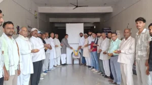 Ateli Mandi News: अटेली में कांग्रेस कार्यकर्ताओं ने इंदिरा गांधी की पुण्यतिथि पर दी भावभीनी श्रद्धांजलि