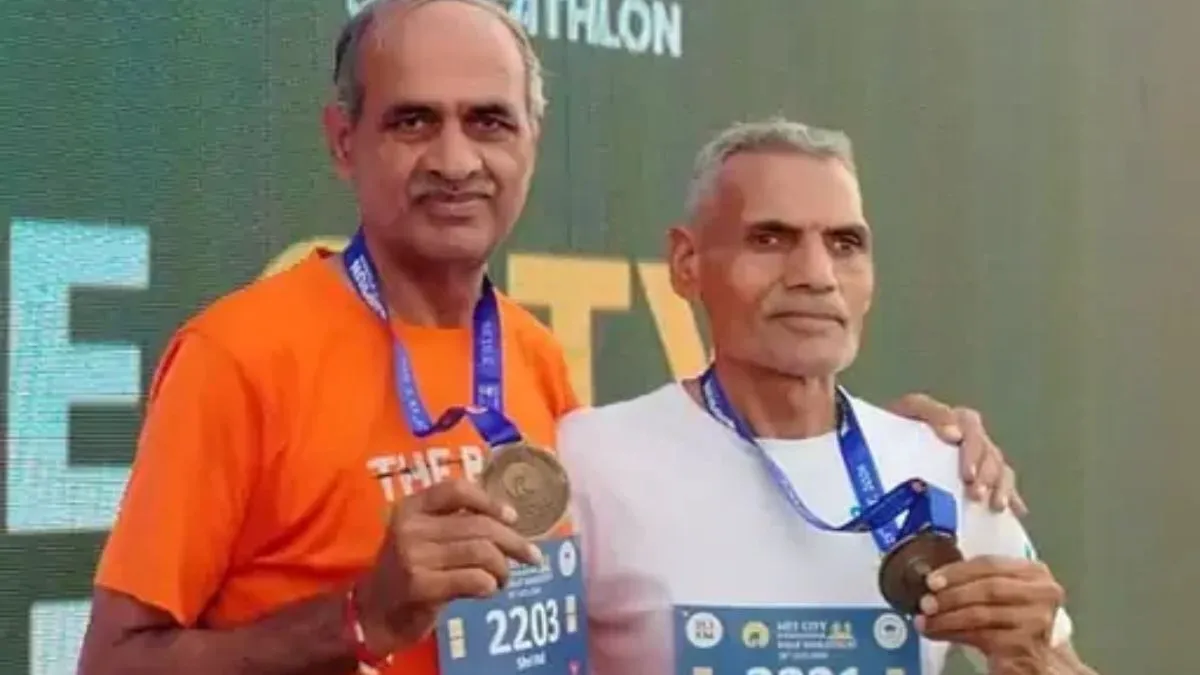 Bhiwani Elderly Marathon: 60 और 65 की उम्र में कमाल! भिवानी के दो बुजुर्गों ने 2 घंटे से कम में पूरी की 21 KM की हाफ मैराथन
