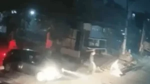 Bhiwani student attack case: भिवानी में कार से टक्कर मारकर बीबीए छात्र के हाथ-पैर तोड़े, तमाशबीन बनी रही भीड़
