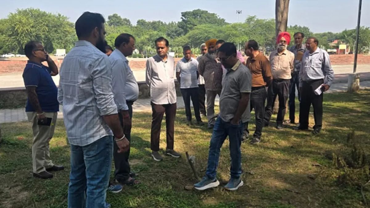 Chandigarh Chhath Puja: छठ पूजा से पहले सेक्टर-42 लेक पर पुख्ता होंगे इंतजाम, सुरक्षा और सफाई पर जोर