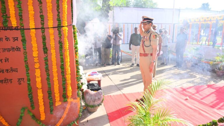 वर्दी का फर्ज निभाते शहीद हुए चंडीगढ़ पुलिस के 10 जवान, स्मृति दिवस पर किया नमन