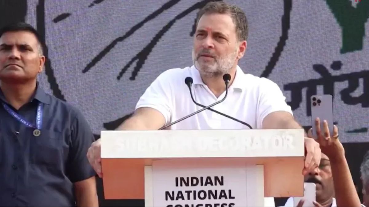 Congress Delhi rally राहुल गांधी का आरोप- गरीबों के वोट काटे जा रहे, ज्ञानेश कुमार के इस्तीफे तक होगा आंदोलन