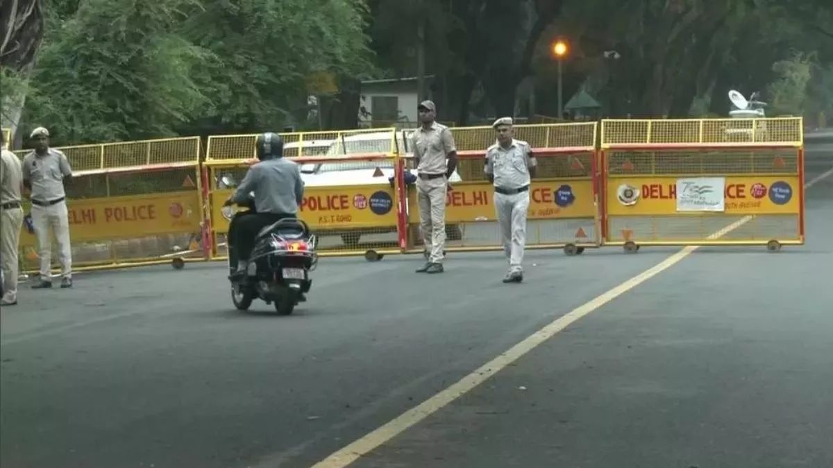 Delhi Protest Case सुप्रीम कोर्ट ने BNSS की धारा 163 पर सुनवाई से किया इनकार, धारा 172 पर केंद्र को नोटिस
