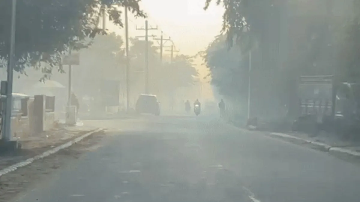 Haryana Weather: हरियाणा में सीजन के पहले कोहरे की दस्तक, बारिश के बाद सुबह-शाम बढ़ेगी ठंड