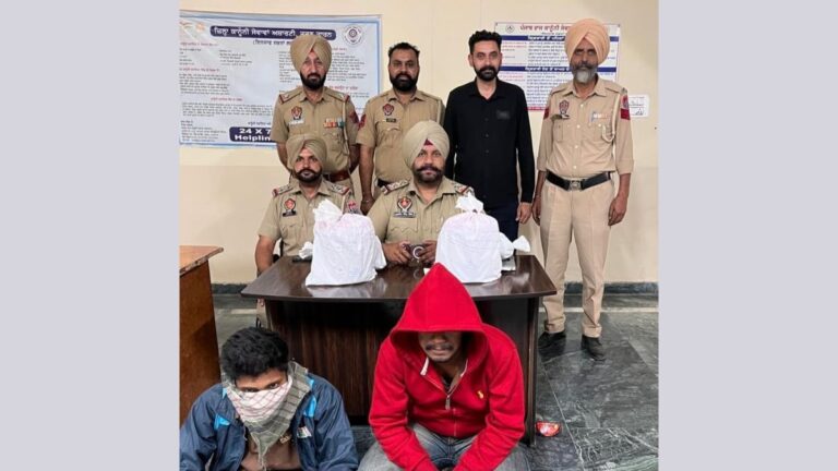 पंजाब में नशा तस्करी पर कार्रवाई; तरनतारन से 4 किलो 29 ग्राम हेरोइन बरामद, दो युवक गिरफ्तार