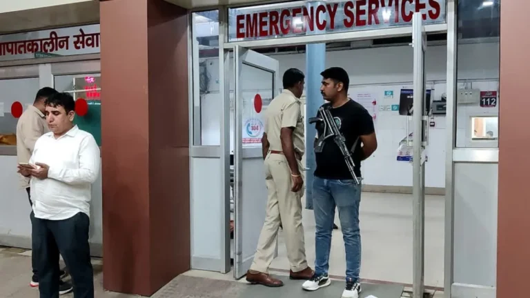 Hisar Encounter: हिसार में बुजुर्ग महिला की हत्या के आरोपी एनकाउंटर के बाद गिरफ्तार, एक बदमाश के पैर में लगी गोली