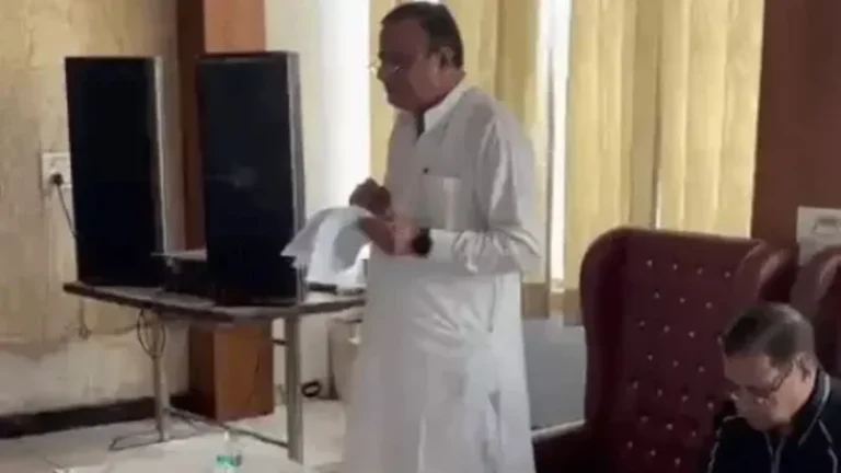 Hisar News: 8-9 कॉलोनियों की जमीन सोसाइटी के नाम नहीं कर रहा कॉलोनाइजर, आम सभा में भड़का गुस्सा