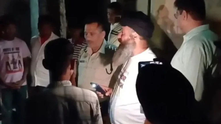 Karnal News: करनाल में खौफनाक वारदात, सिंगड़ा गांव से 2 साल का मासूम लापता, रात में तालाब में उतरे गोताखोर