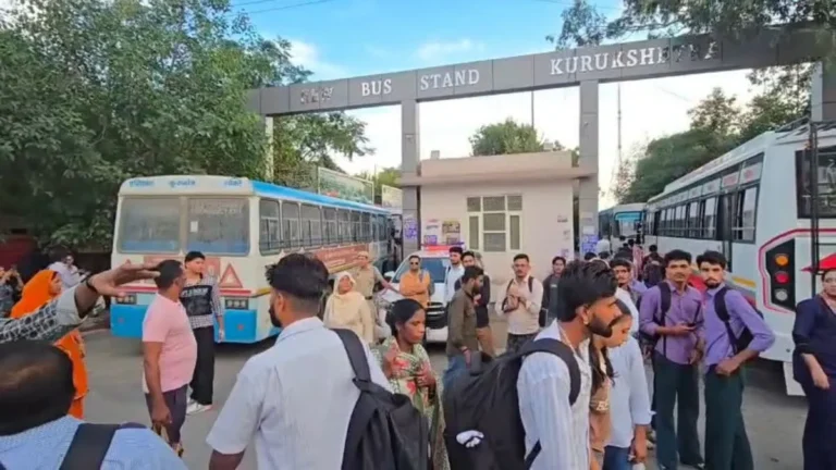 Kurukshetra news: कुरुक्षेत्र बस स्टैंड पर कैथल-पुंडरी रूट के नए टाइम टेबल को लेकर रोडवेज और निजी संचालकों में बवाल