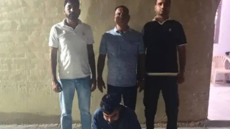 Mahendragarh News: महेंद्रगढ़ में खाली प्लॉट पर छापेमारी, 158 किलो अवैध पटाखों के साथ एक आरोपी गिरफ्तार