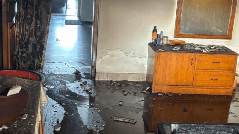 Mohali Crime News: मोहाली में रिटायर्ड ETO ने खुद को कमरे बंद कर लगाई आग, दोनों बेटे कनाडा में रहते हैं