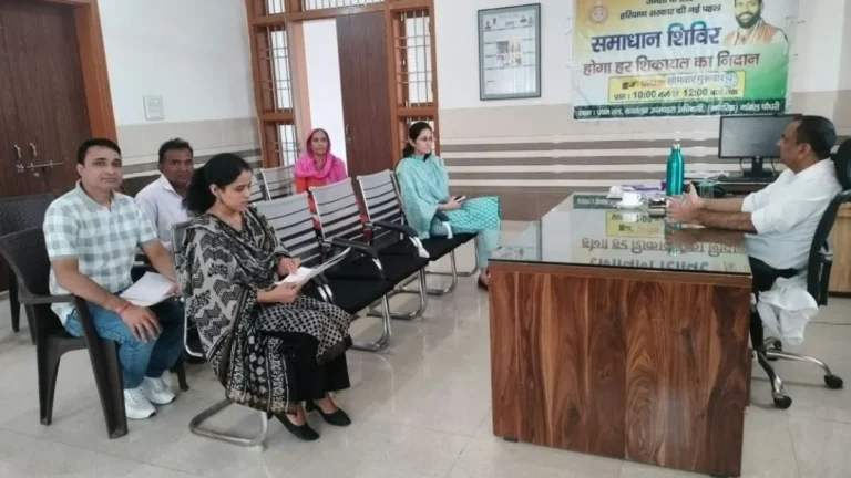 Nangal Chaudhary News: उप-मण्डल स्तरीय सतर्कता एवं मॉनिटरिंग कमेटी की बैठक, एसडीएम उदय सिंह ने एससी-एसटी अत्याचार निवारण अधिनियम के तहत दिए आवश्यक निर्देश