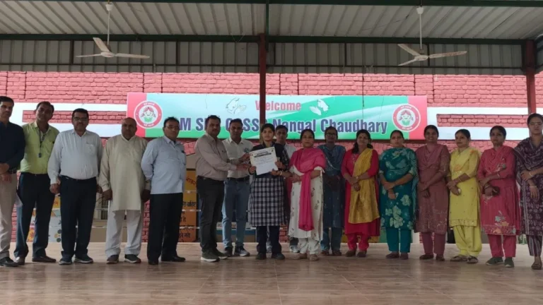 Nangal Chaudhary News: पीएमश्री गर्ल्स स्कूल नांगल चौधरी की छात्राओं को ब्लॉक स्तरीय विज्ञान प्रदर्शनी में मिला प्रथम स्थान