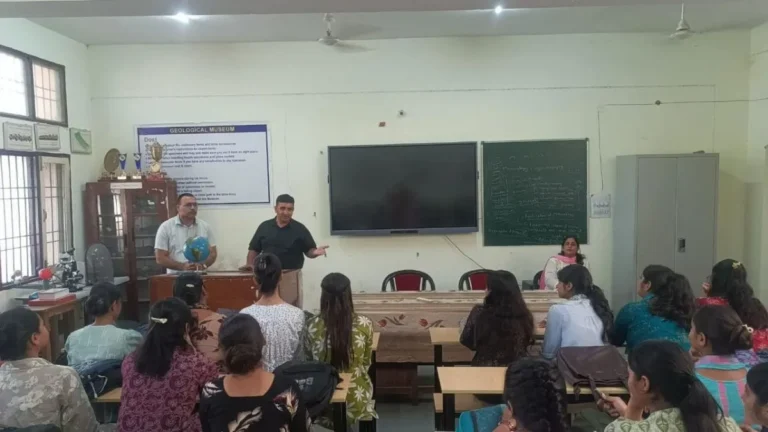 Narnaul : राजकीय महाविद्यालय नारनौल में भू-गर्भ शास्त्र विभाग द्वारा ‘नव आगमन प्रोग्राम 2026’ आयोजित
