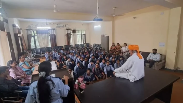 Narnaul City News: महिला आईटीआई विशेष व्याख्यान में छात्राओं को दिया जीवन-मूल्यों का पाठ