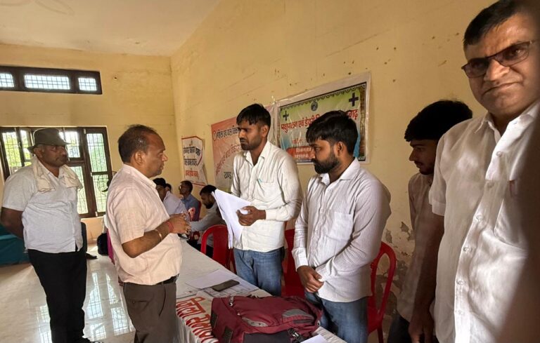 Narnaul: सेवा सेतु कैंपों में अब तक लगे 23 शिविरों में 2000 से अधिक आवेदन