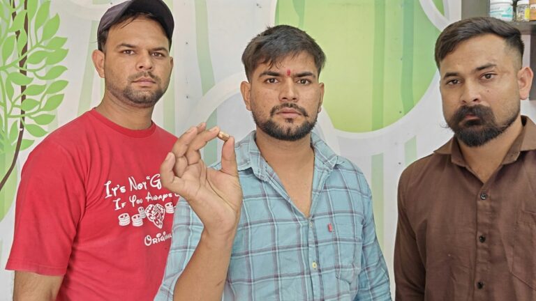 Pathankot Hair Salon Firing : पठानकोट के मनवाल बाग में हेयर सैलून पर फायरिंग