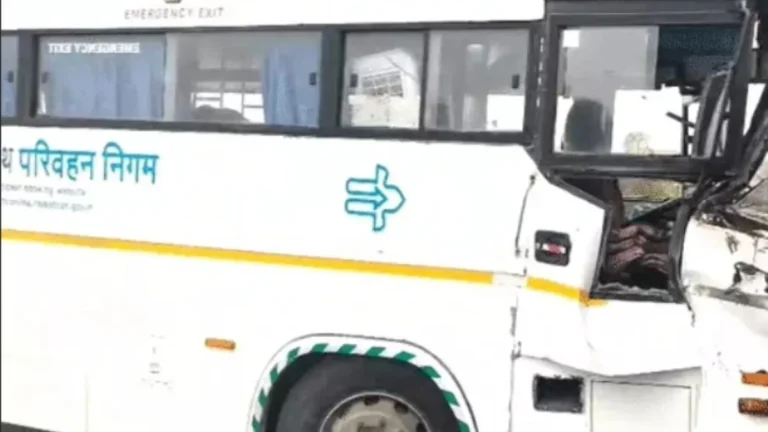 Rewari News: एनएच-48 पर बड़ा हादसा, बारिश के दौरान डंपर से टकराई राजस्थान रोडवेज की बस, 27 यात्री थे सवार, कई घायल