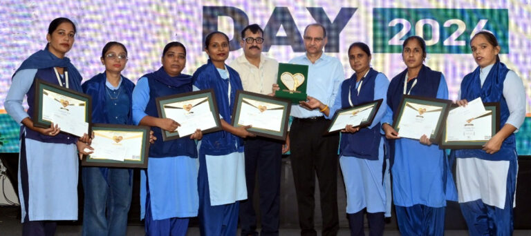 Trident Group Value Day Celebration : ट्राइडेंट ग्रुप ने धूमधाम से मनाया ‘वैल्यू डे’, उत्कृष्ट कार्य प्रदर्शन के लिए 200 से अधिक कर्मचारी सम्मानित