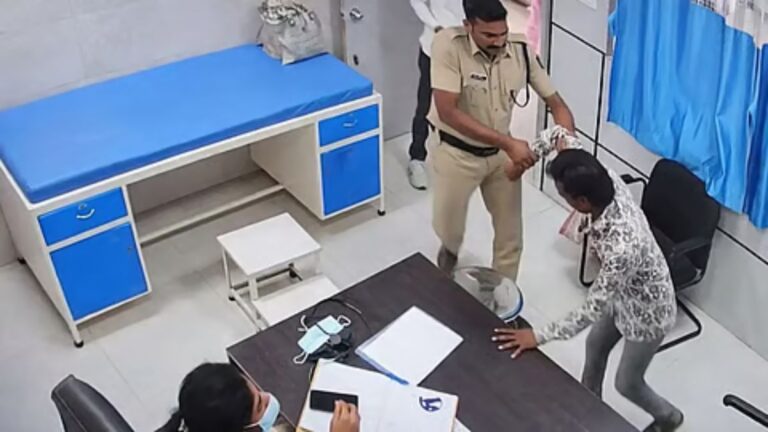 महाराष्ट्र के PHC में महिला डॉक्टर को पांच पुलिसकर्मियों की मौजूदगी में थप्पड़ मारा, CCTV में कैद हरकत