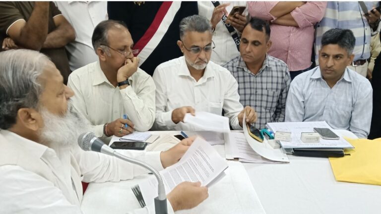 Ambala Jan Sunwai Anil Vij: जनसुनवाई में गरजे अनिल विज, साइबर ठगी और स्कूल की मनमानी पर जांच के आदेश, अधिकारियों में मचा हड़कंप